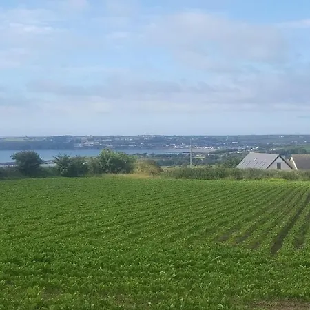 Apartment Sea View Overlooking Ardmore Bay